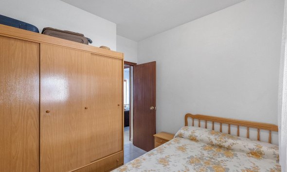 Resale - Apartment - Torrevieja - Estacion de autobuses
