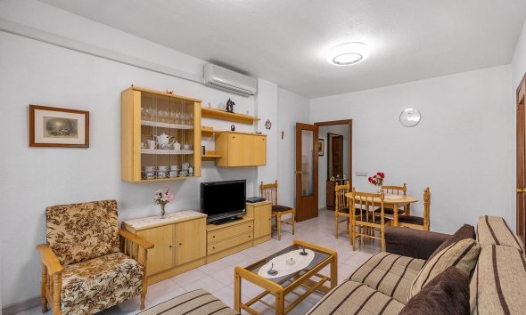 Resale - Apartment - Torrevieja - Estacion de autobuses