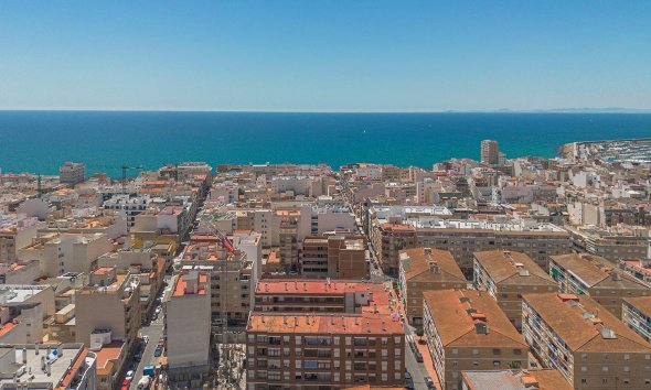 Resale - Apartment - Torrevieja - Estacion de autobuses
