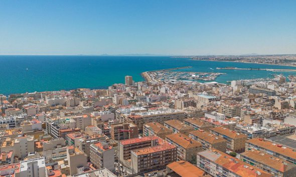 Resale - Apartment - Torrevieja - Estacion de autobuses