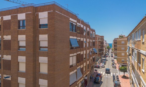 Resale - Apartment - Torrevieja - Estacion de autobuses