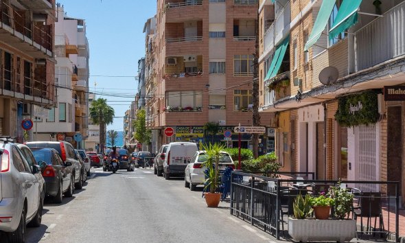 Resale - Apartment - Torrevieja - Estacion de autobuses