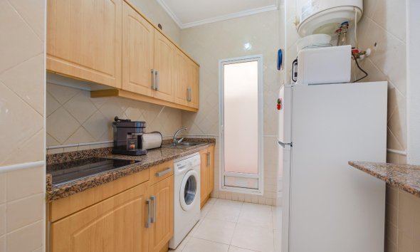 Resale - Apartment - Torrevieja - Playa del Cura