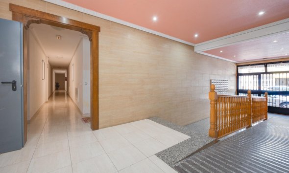 Resale - Apartment - Torrevieja - Playa del Cura