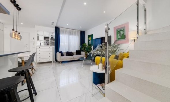 Resale - Terraced house / Townhouse - Orihuela Costa - Las Filipinas