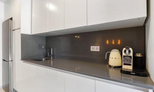 Resale - Terraced house / Townhouse - Orihuela Costa - Las Filipinas