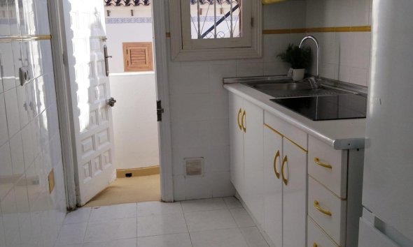 Resale - Bungalow - Torrevieja - Los Frutales