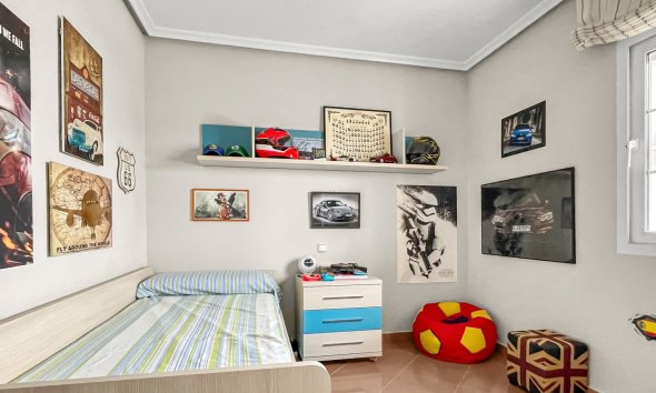 Resale - Villa - Orihuela Costa - Los Dolses