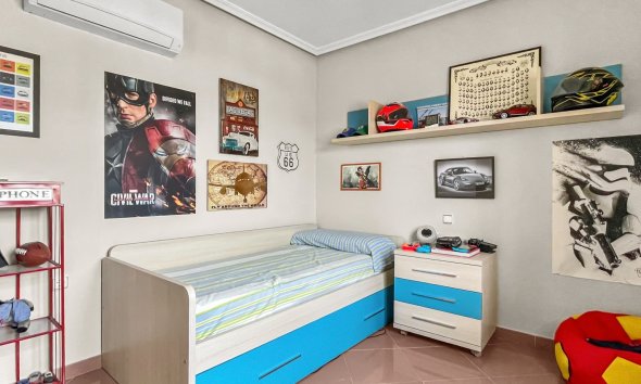 Resale - Villa - Orihuela Costa - Los Dolses