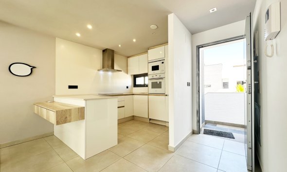 Resale - Apartment - Guardamar del Segura - El Raso