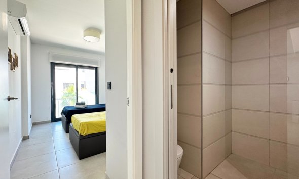 Resale - Apartment - Guardamar del Segura - El Raso