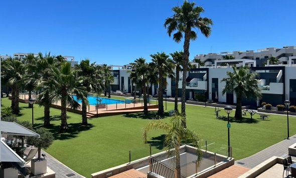 Resale - Apartment - Guardamar del Segura - El Raso