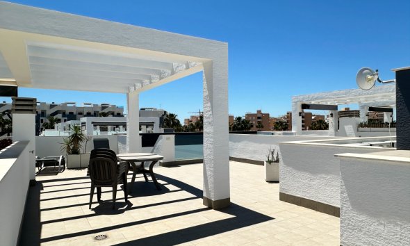 Resale - Apartment - Guardamar del Segura - El Raso