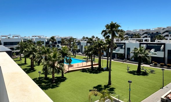 Resale - Apartment - Guardamar del Segura - El Raso