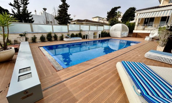 Resale - Villa - Torrevieja - La Mata