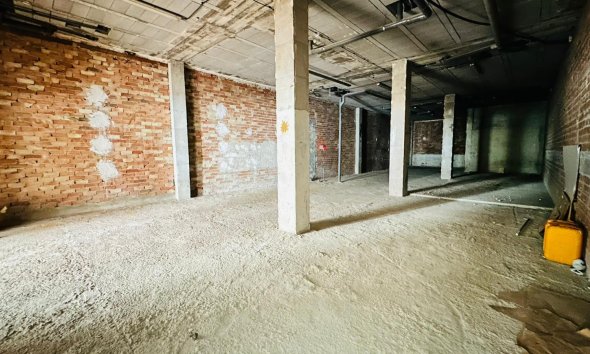 Reventa - Local Comercial - Torrevieja