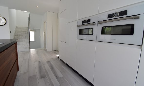 Resale - Villa - Orihuela Costa - Lomas de Cabo Roig