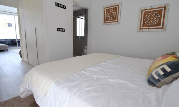 Resale - Villa - Orihuela Costa - Lomas de Cabo Roig