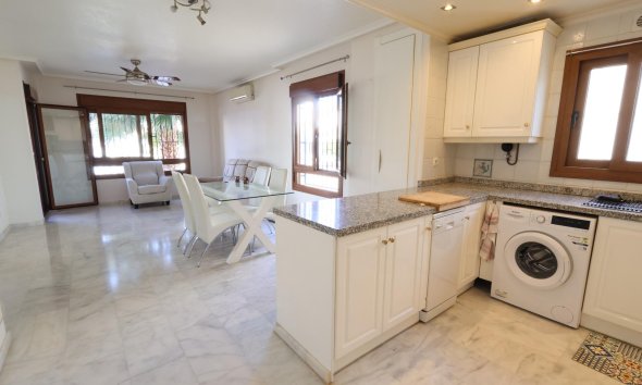 Resale - Apartment - Orihuela Costa - PAU 8