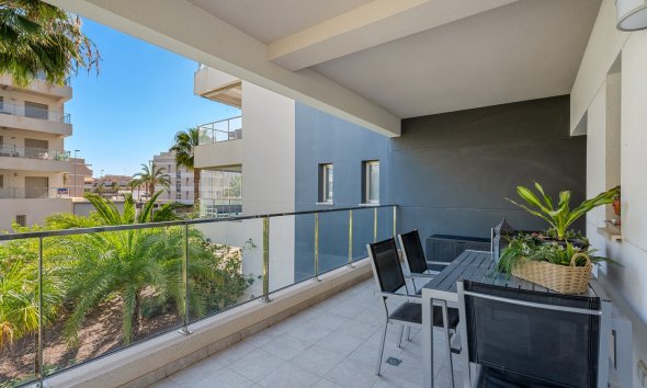 Resale - Apartment - Orihuela Costa - Los Dolses