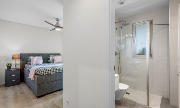 Resale - Apartment - Orihuela Costa - Los Dolses