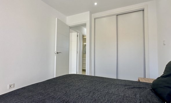 Resale - Terraced house / Townhouse - Torrevieja - Los Balcones