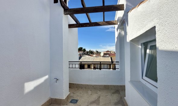 Resale - Terraced house / Townhouse - Torrevieja - Los Balcones