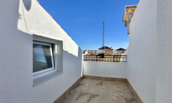 Resale - Terraced house / Townhouse - Torrevieja - Los Balcones