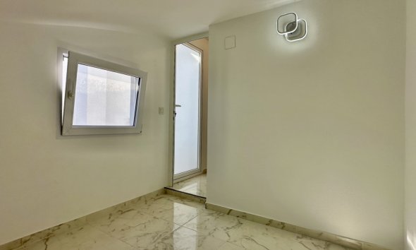 Resale - Terraced house / Townhouse - Torrevieja - Los Balcones