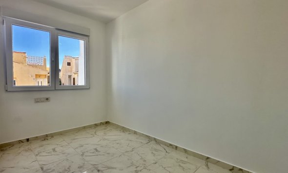 Resale - Terraced house / Townhouse - Torrevieja - Los Balcones