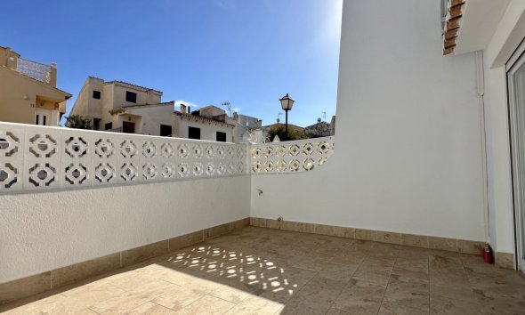 Resale - Terraced house / Townhouse - Torrevieja - Los Balcones