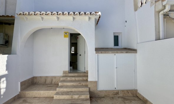 Resale - Terraced house / Townhouse - Torrevieja - Los Balcones