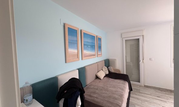 Resale - Villa - Torrevieja - La Siesta - El Salado -  Torreta