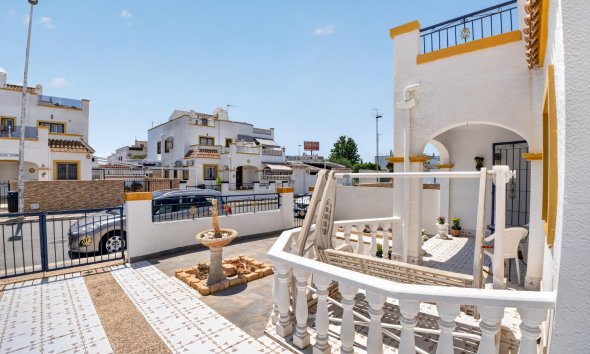 Resale - Duplex / Two-storey apartment - Torrevieja - La Siesta - El Salado - Torreta