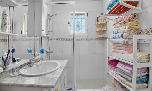 Resale - Duplex / Two-storey apartment - Torrevieja - La Siesta - El Salado - Torreta