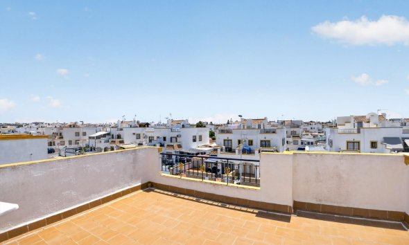 Resale - Duplex / Two-storey apartment - Torrevieja - La Siesta - El Salado - Torreta