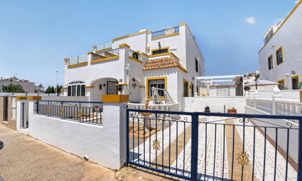 Resale - Duplex / Two-storey apartment - Torrevieja - La Siesta - El Salado - Torreta
