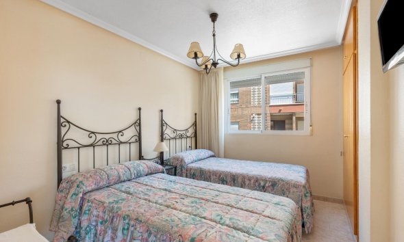 Reventa - Apartamento - Torrevieja - Playa del Cura