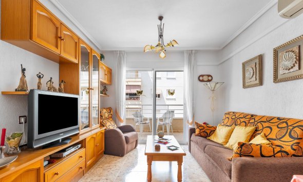 Resale - Apartment - Torrevieja - Estacion de autobuses