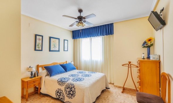 Resale - Apartment - Torrevieja - Estacion de autobuses