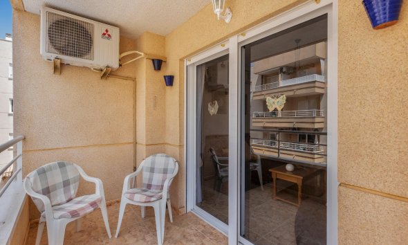 Resale - Apartment - Torrevieja - Estacion de autobuses