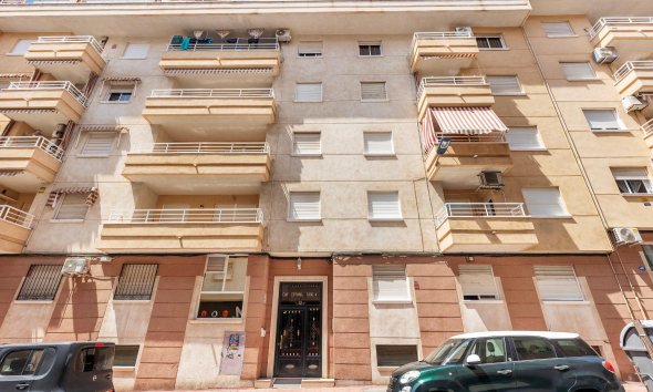 Resale - Apartment - Torrevieja - Estacion de autobuses