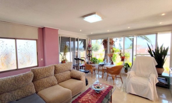 Resale - Villa / House - Ciudad Quesada