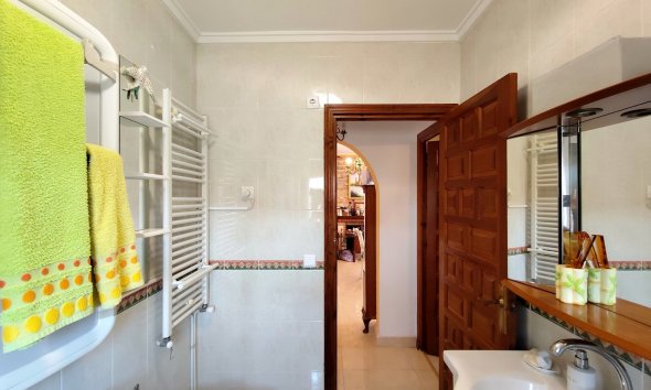 Resale - Villa / House - Ciudad Quesada