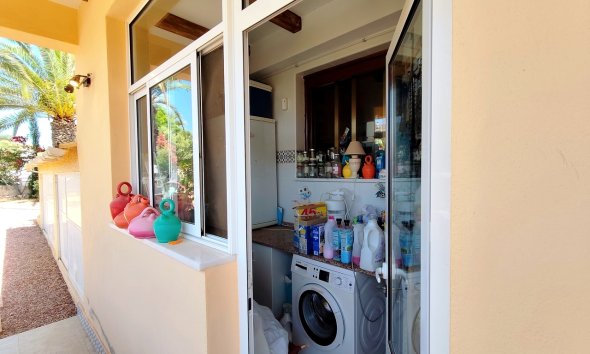Resale - Villa / House - Ciudad Quesada