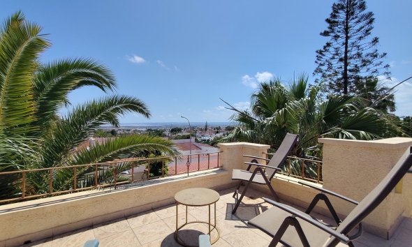 Resale - Villa / House - Ciudad Quesada
