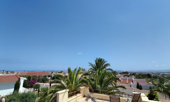 Resale - Villa / House - Ciudad Quesada