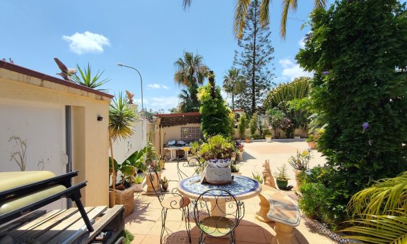 Resale - Villa / House - Ciudad Quesada