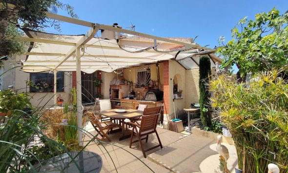 Resale - Villa / House - Ciudad Quesada