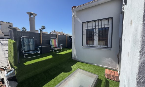 Resale - Terraced house / Townhouse - San Miguel de Salinas